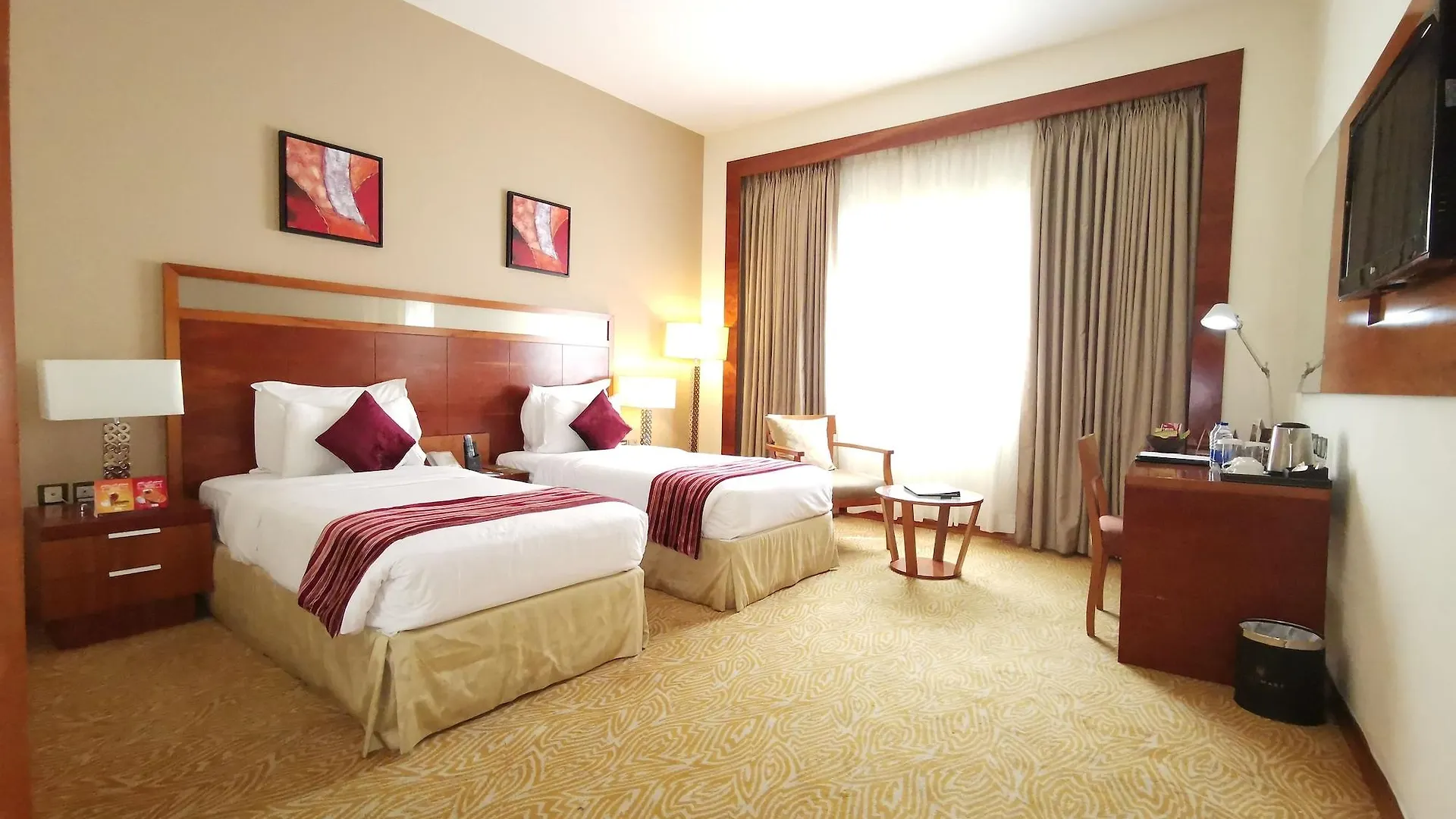 Landmark Grand Hotel Дубай 4*,